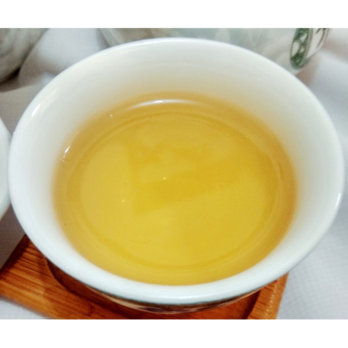 

B0621D Ginseng Oolong (100 Gr) 054