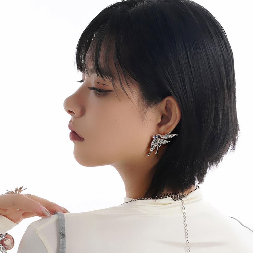 Lily Liquid Butterfly Earring Aesthetic Perhiasan Logam Keren