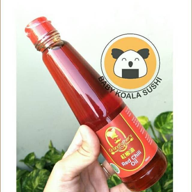 

GRANDFATHER'S RED CHILI OIL 200ML