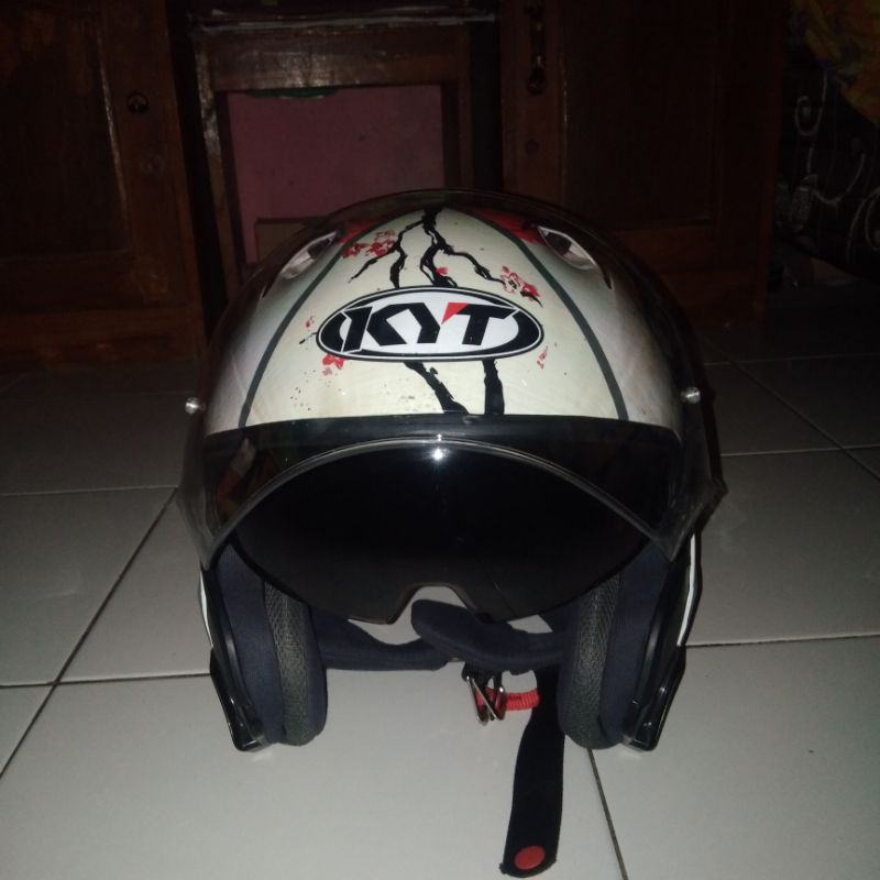 HELM SEKEN/BEKAS KYT NFJ XAVI SAKURA