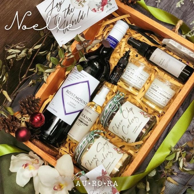 

CHRISTMAS HOLIDAY HAMPERS - NOELLE LARGE DF161DSD