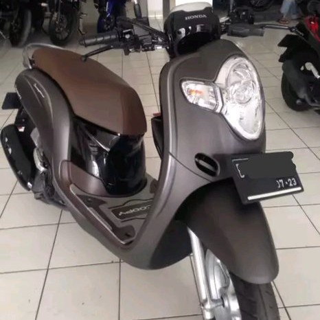 slebor/spakbor depan motor Honda Scoopy fi warna coklat dop