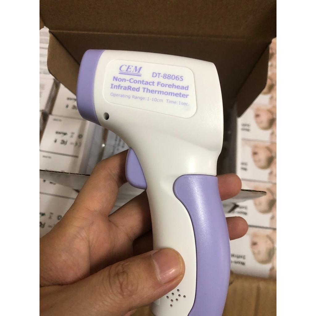 Termometer Digital Infrared Thermometer Gun CEM DT 8806S Alat Pengukur Suhu Badan