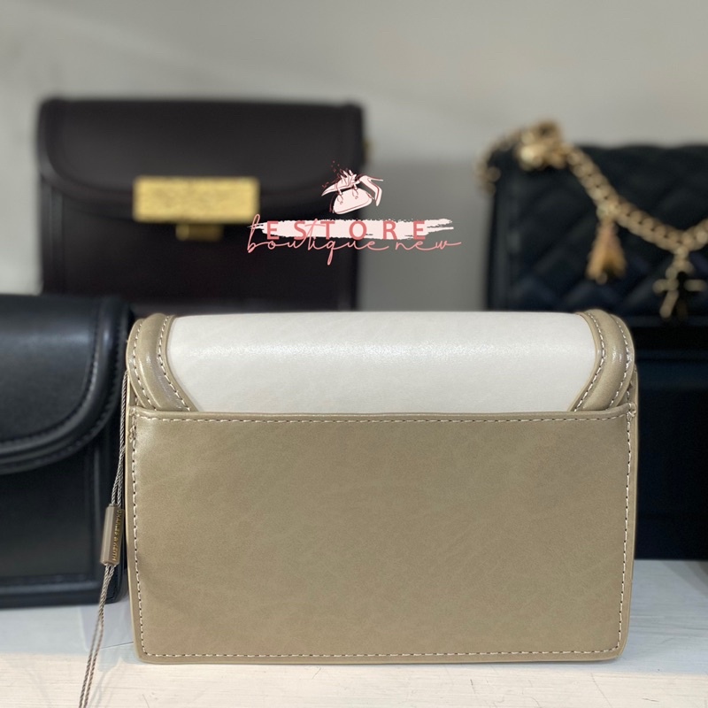 Ck Genevieve Metalic Pushlock