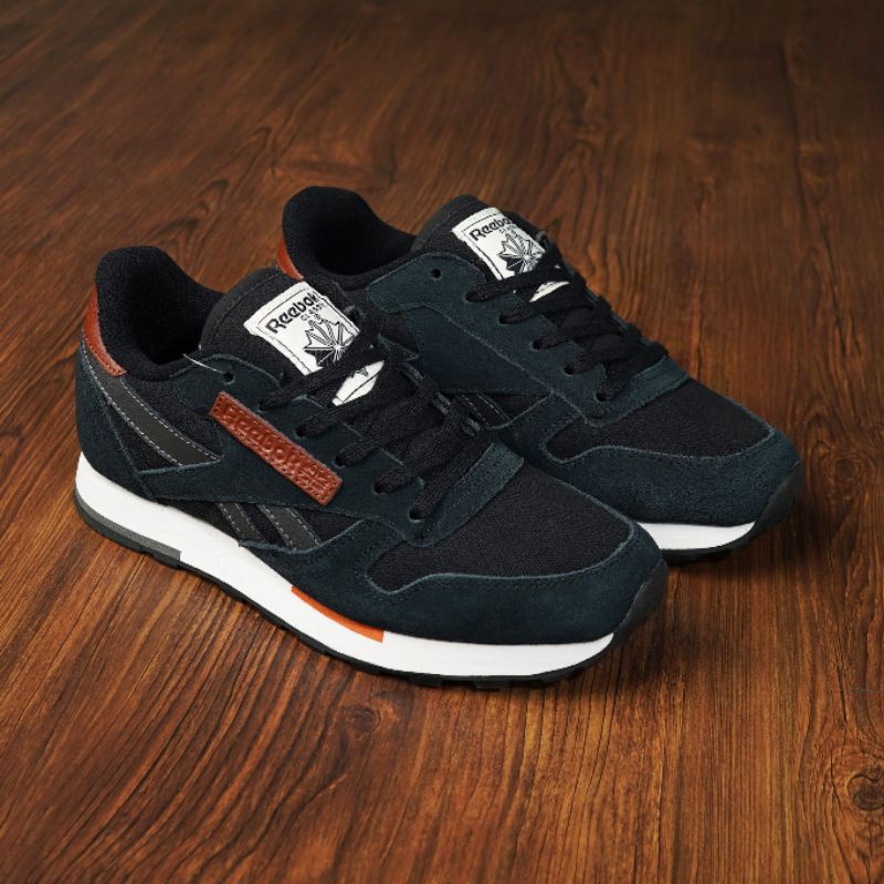 Reebok Classic Utility Black/Brown