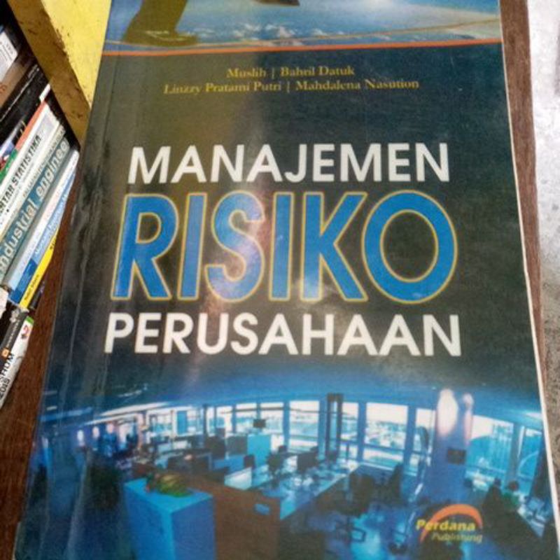 buku manajemen risiko perusahaan