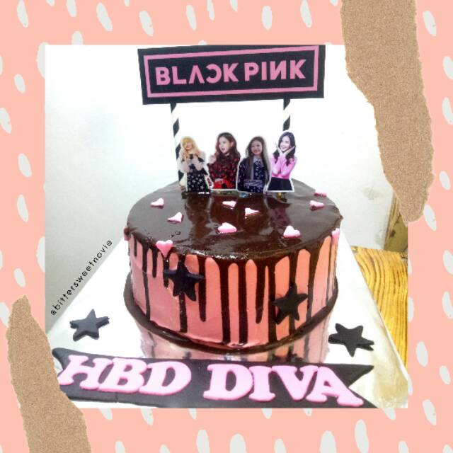 

Kue ulang tahun tema black pink