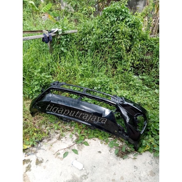 bumper depan toyota innova reborn 2021
