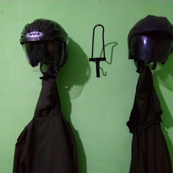 Safety gantungan helm 3 pin helmet rack