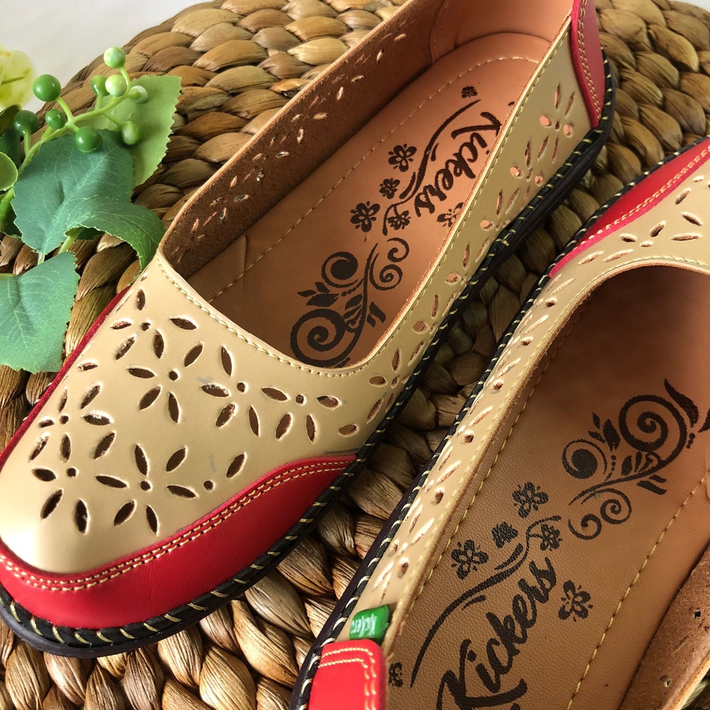 LASER 2WARNA 3 sepatu cewek terlaris flat shoes perempuan kece termurah trandy populer Sandal Slop Slip On Wanita Sandal Cewek  SLIP ON WANITA TERBARU KEKINIAN FLATSHOES KOREAN STYLE SEPATU CEWEK SLIPON FLAT SHOES CASUAL SANTAI RAMADHAN SALE FLATSHOES