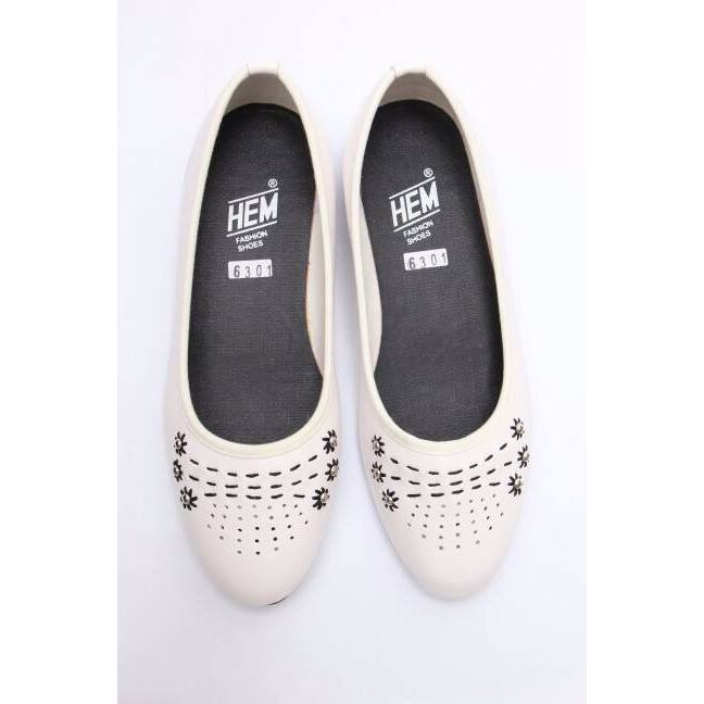 NEW Sepatu Wanita Flatshoes HEM Putih - 6301
