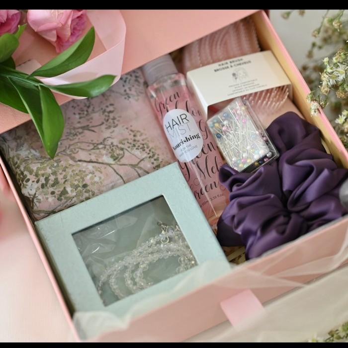 

Parcel Ramadhan Hijab Set Hampers Gift Hari Raya Best Seller