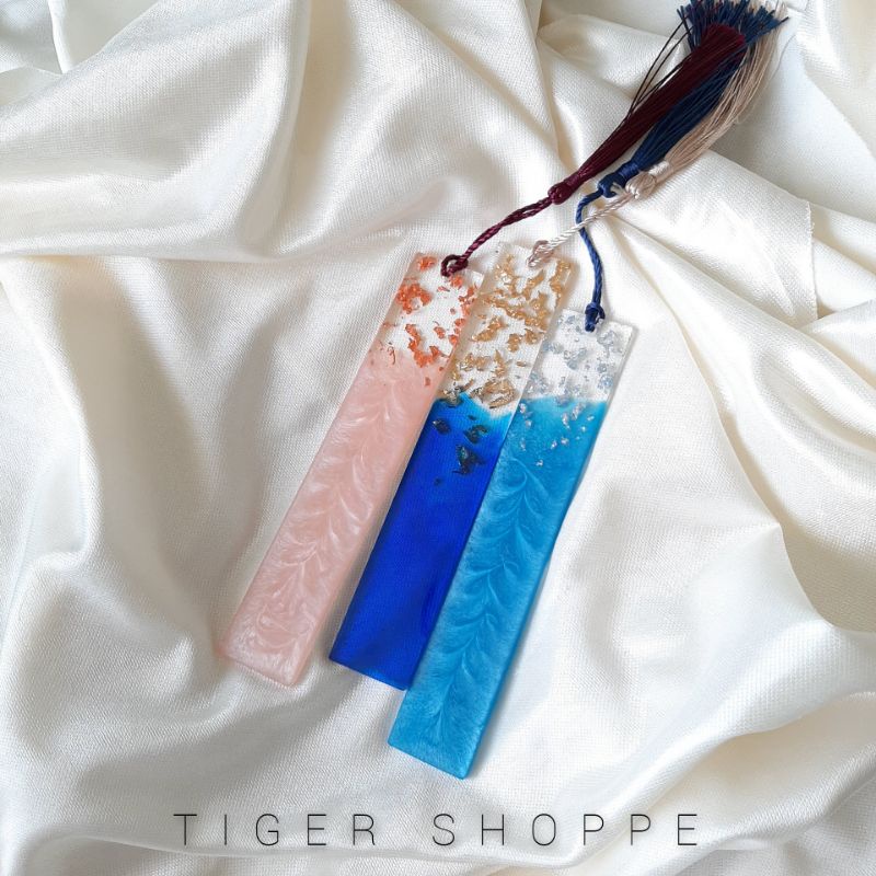 

Resin Bookmark
