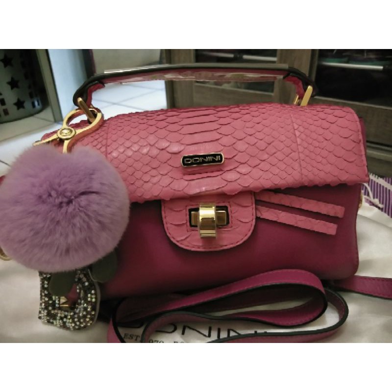 Donini vigo pink like new tanpa bagchame ya...sold