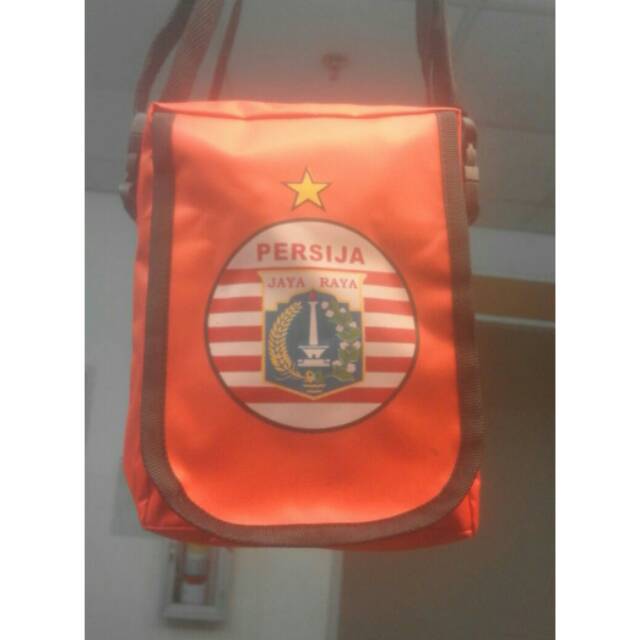 Tas pinggang persija