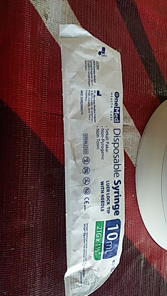 Suntikan / Alat Ukur Nutrisi Hidroponik 10ml