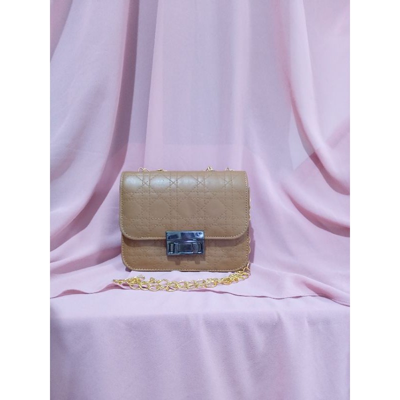 Tas sling bag mini coklat tali rantai