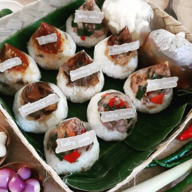

Nasi Kucing