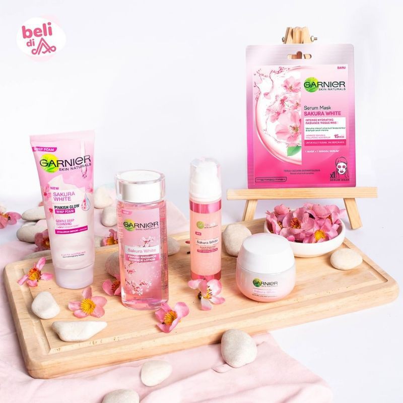 Sepaket Garnier Sakura White 5in1 | Paket Garnier Sakura cerah Glowing