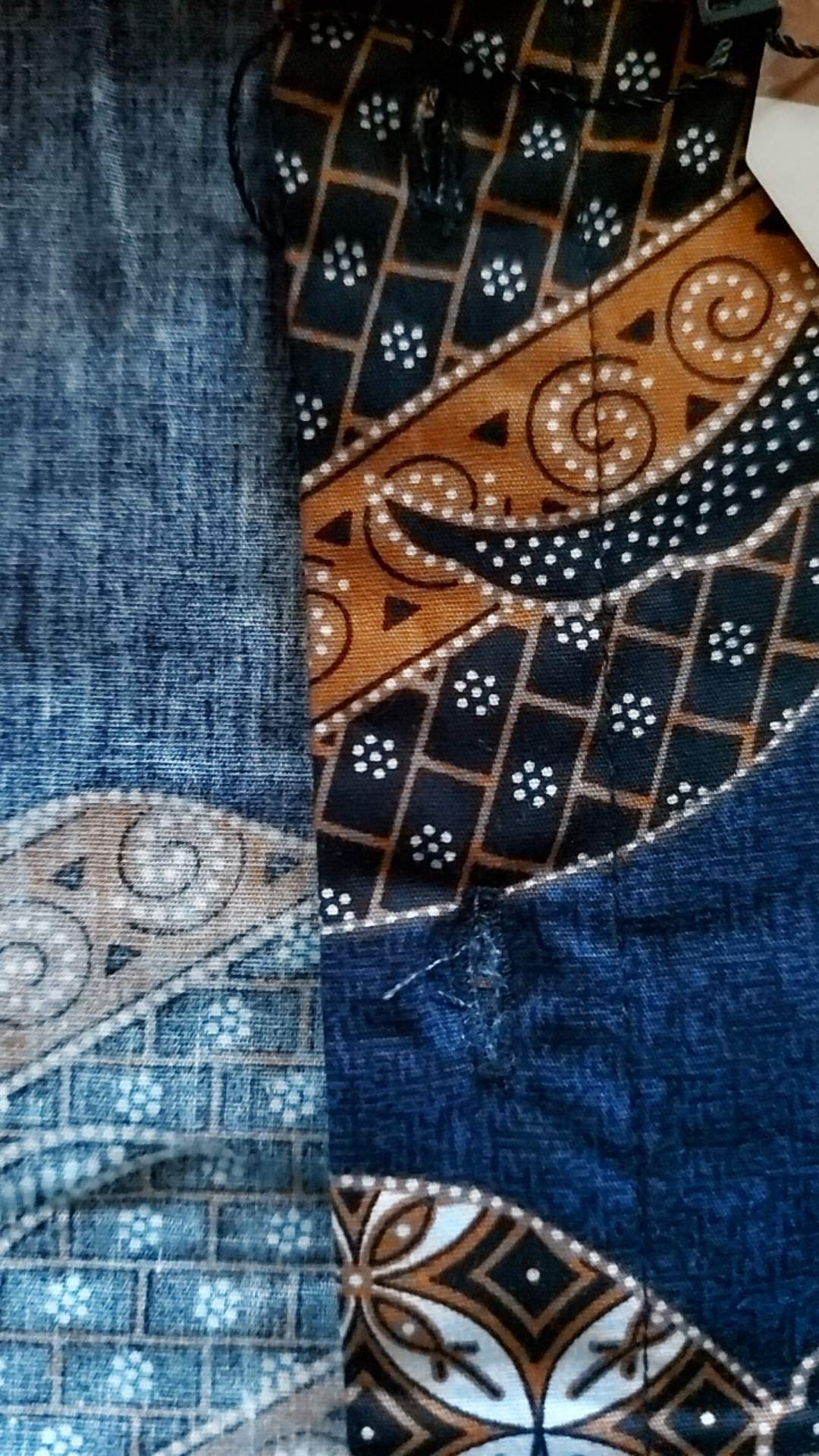 M231 Kemeja Pria Batik Panjang Hitam 1129b