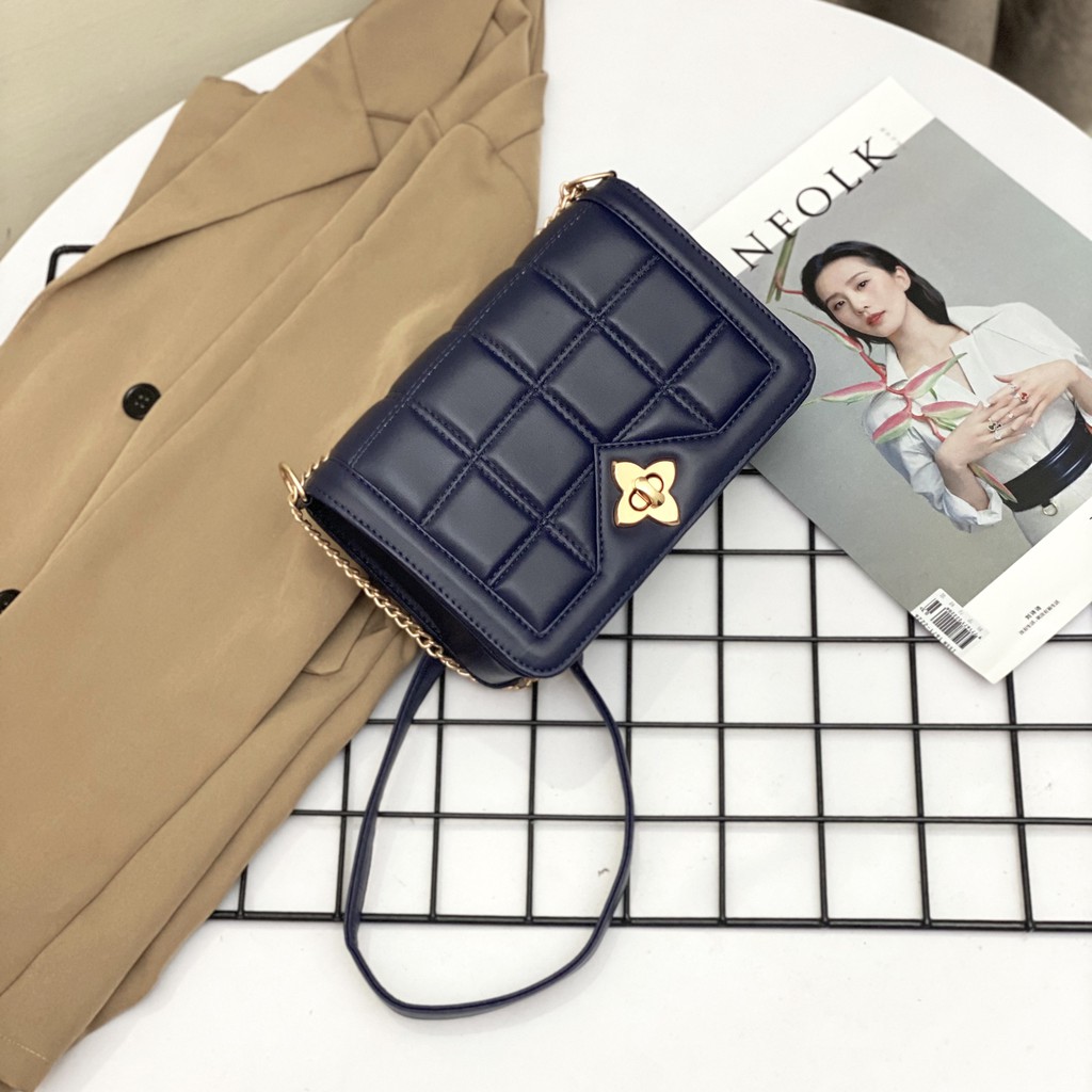 Slingbag Adeline - Tas Selempang Wanita
