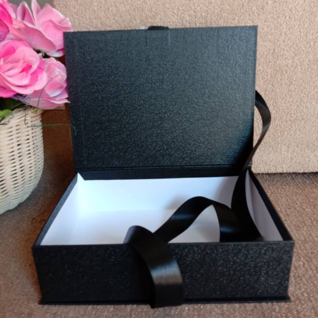 

Hardbox buku laminasidoff 22x16x6