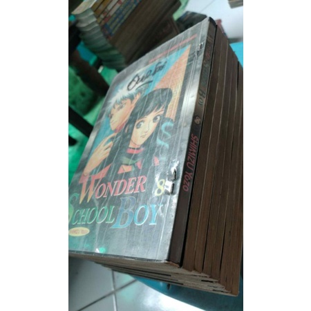 komik wonder school boy