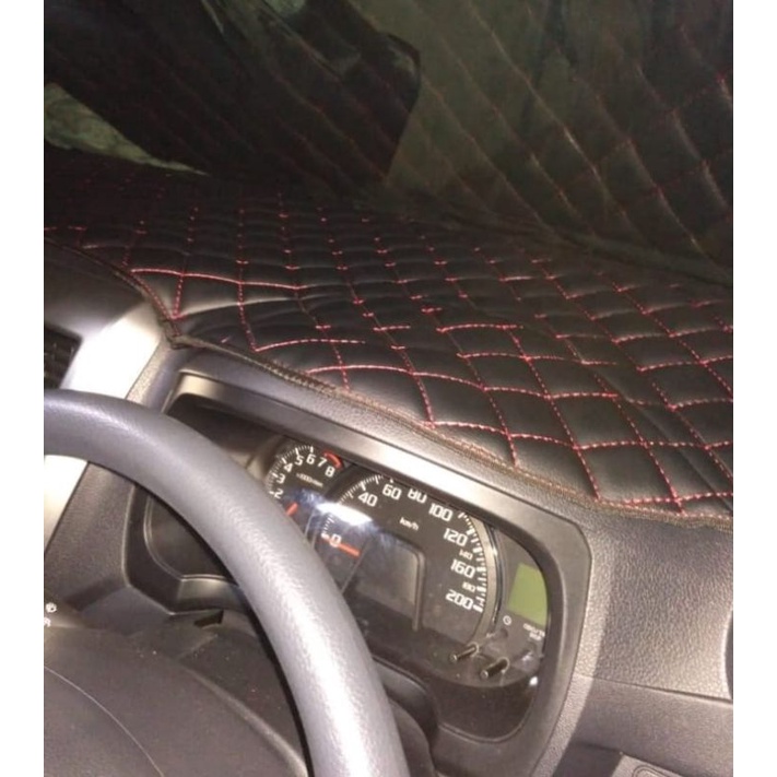 Dashboard kulit wajik Hitam benang Merah Agya/Ayla