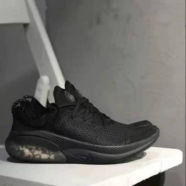 Nike Joyride Run Flyknit black