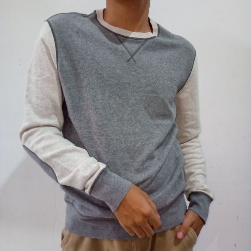 Preloved Ziozia Crewneck