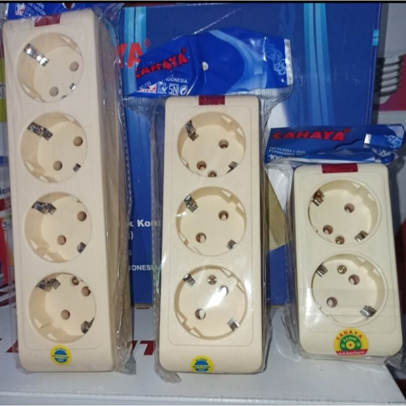 Stop kontak arde 4Lubang Cahaya