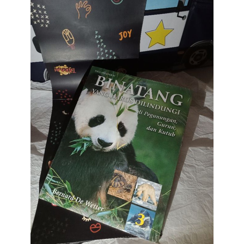 Binatang yang harus dilindungi 3 - di Pegunungan Gurun dan Kutub