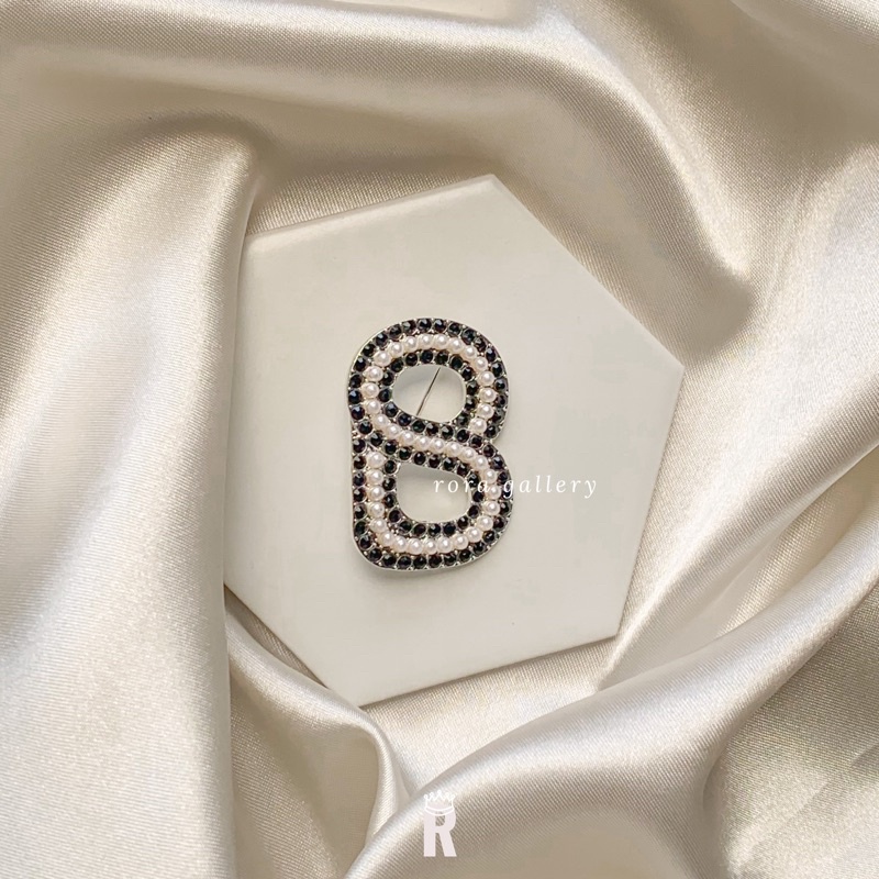 Rora PART 1 NEW BROOCH | BROS BUTTONSCARVES | Rora Gallery-G silver