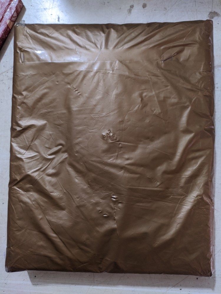 Kain Batik Solo Motif Sogan Gunungan Bunga Warna Dasar Putih A