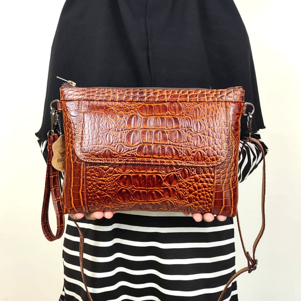 Clutch Wanita ZIRKON BY Kulit Sapi Motif Buaya