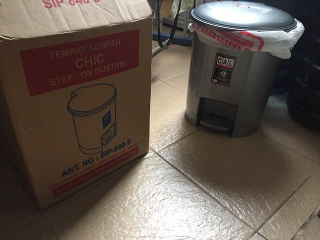 Tempat Sampah Injak 10ltr Chic Step On Dustbin Shinpo Ship-840s