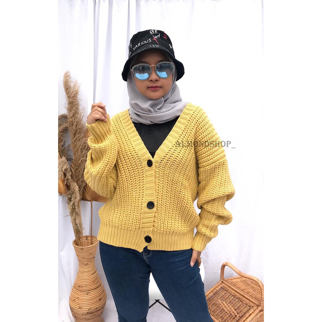 Shila Cardigan Rajut Premium / Cardigan Oversize / Cardigan Crop Wanita / Cardi Rajut-Banana