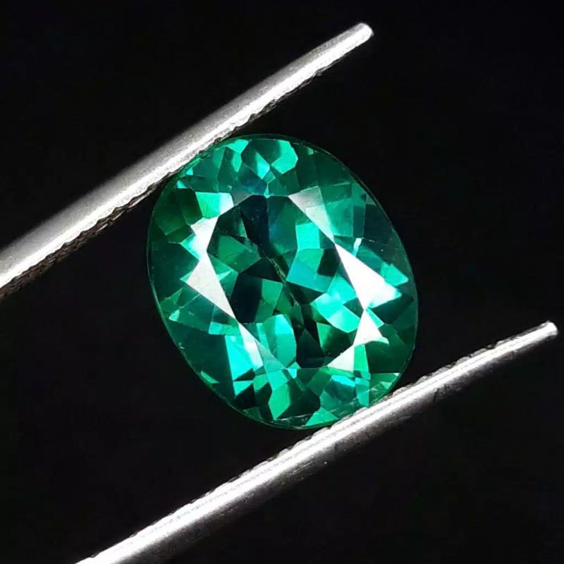 BATU GREEN TOPAZ ASLI NATURAL BERSERTIFIKAT MEMO