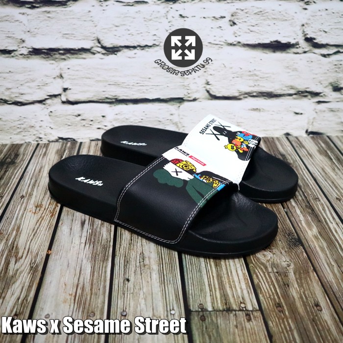 MAGNOFI Sendal Kaws x Sesame Street Slide Sport Hitam Sandal Jelly Slop Pria Wanita Import Flip Flop
