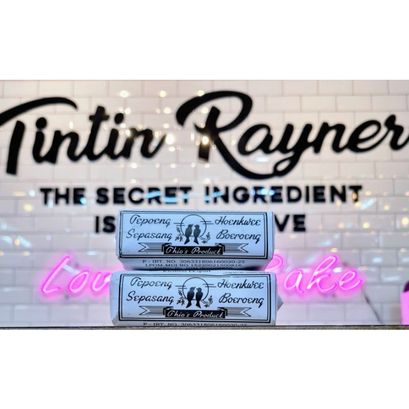 

Tepung Hoenkwee Sepasang Boeroeng 100gr Sepasang Burung Hongkue Hunkwe