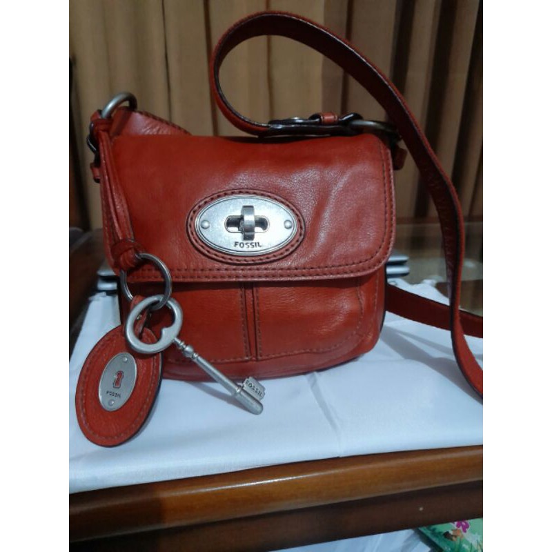 Tas fossil maddox turnlock red preloved