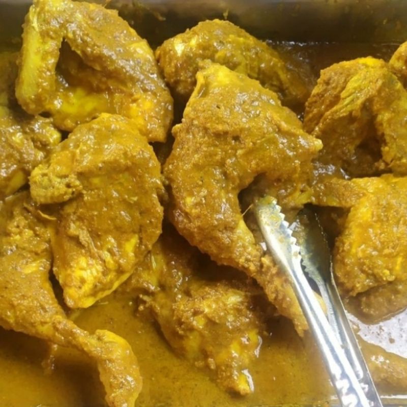 

ayam ungkep bumbu kuning 1 ekor potong 4