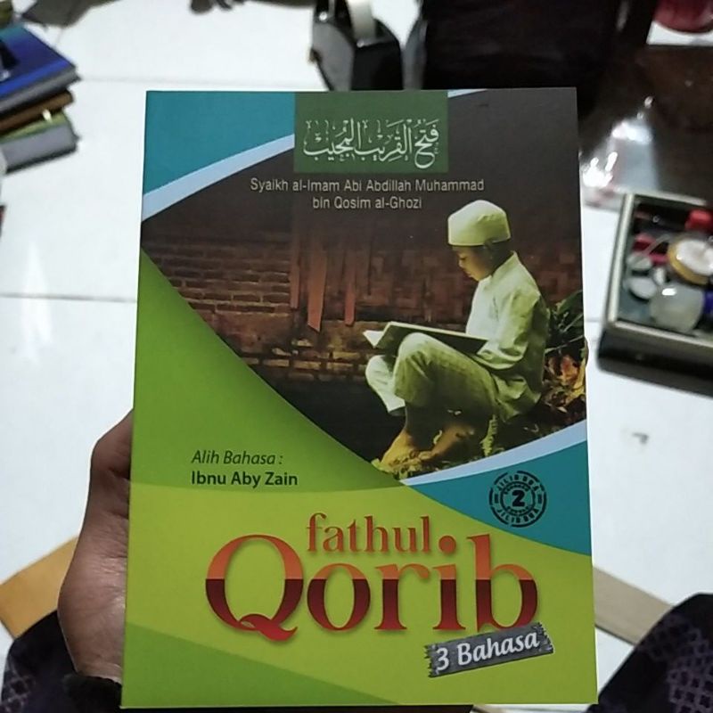 

Fathul Qorib 3 bahasa
