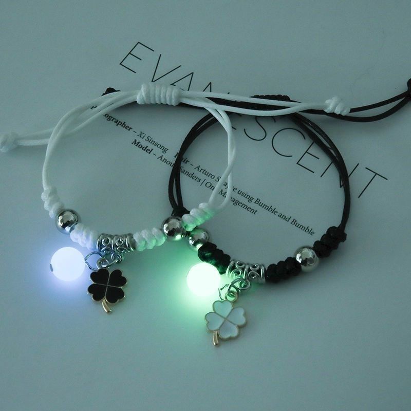 2pcs Gelang Magnetik Luminous Adjustable Untuk Hadiah Valentine