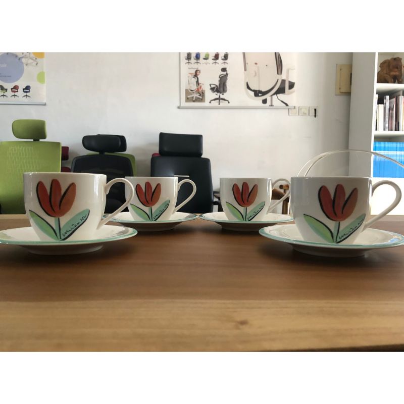 ST JAMES CUP AND SAUCER TULIP