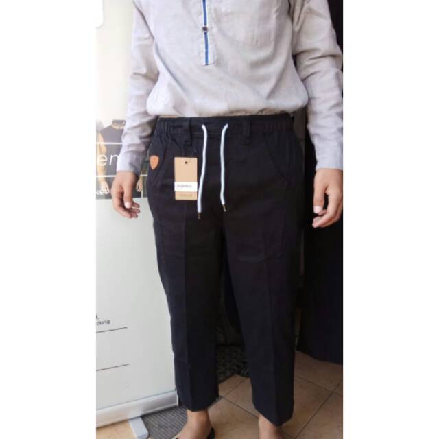 SAMASE 1669 SIRWAL KANGAROO HITAM