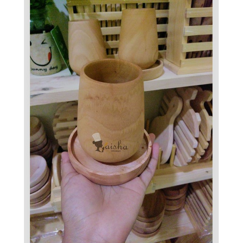 Gelas Kayu + Tatakan Gelas Mahoni + Grafir