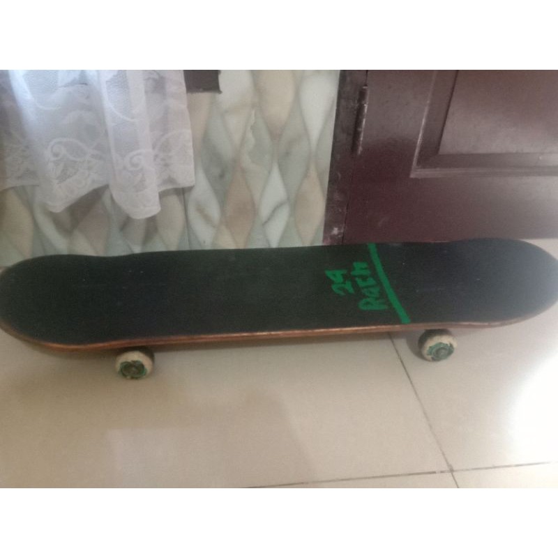 skateboard bekas fullset + bonus 1 deck
