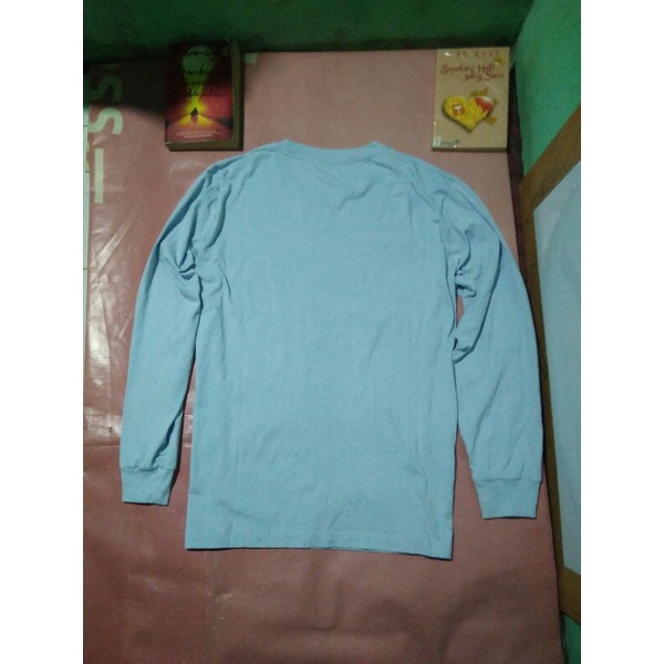 kaos lengan panjang uniqlo second bekas XL