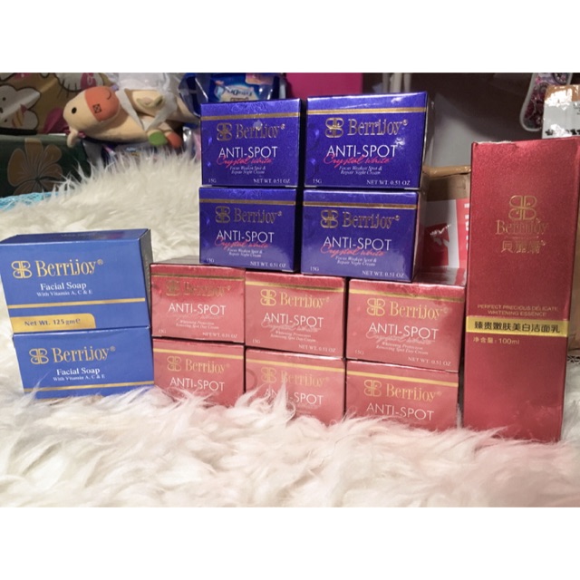 Berrijoy cream siang dan malam ready